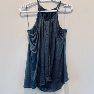 🛍2/$25 NWT LeChateau Flowy Tank top